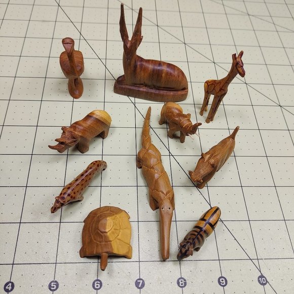 10 Piece Lot African Kenyan Small Wooden Hand Carved Safari Animals Vintage Cute - Picture 7 of 8